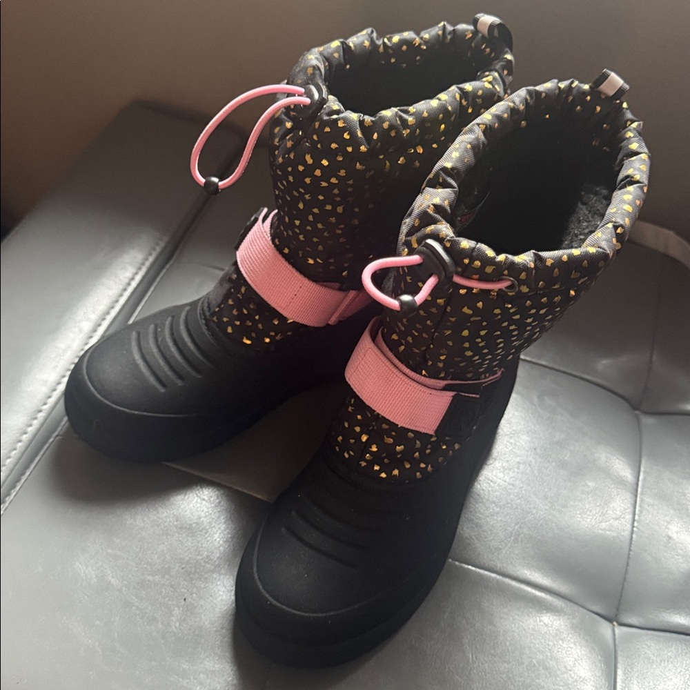Girls Northside snow boots shoes size 4